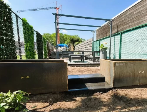 Cortenstalen bloembakken op maat voor tuin